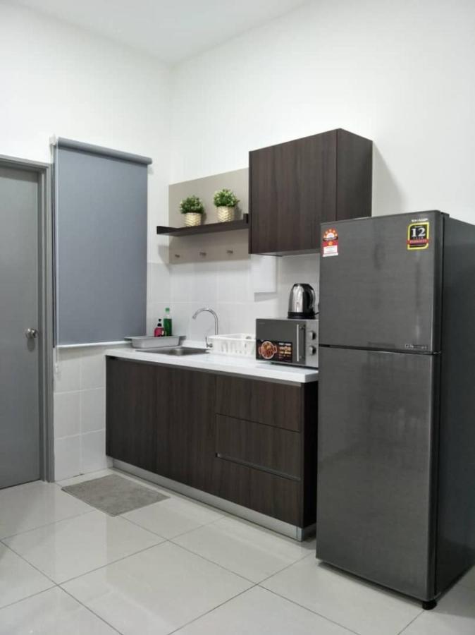 Mesahill Nilai 2 Room Condo - Fast Wifi, Amazing Pool & Tv Екстериор снимка