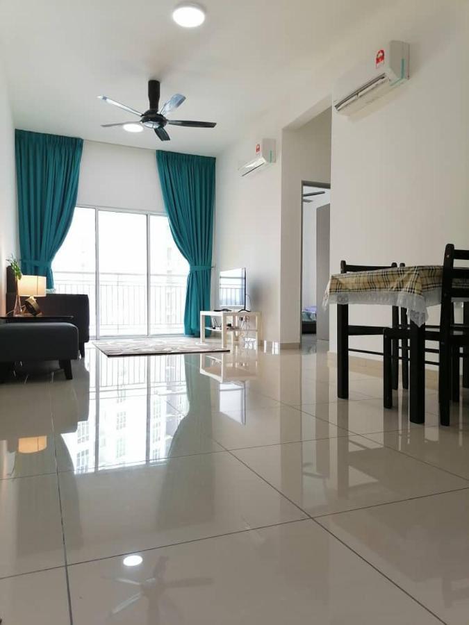 Mesahill Nilai 2 Room Condo - Fast Wifi, Amazing Pool & Tv Екстериор снимка