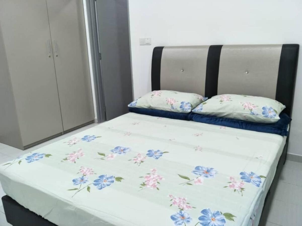 Mesahill Nilai 2 Room Condo - Fast Wifi, Amazing Pool & Tv Екстериор снимка
